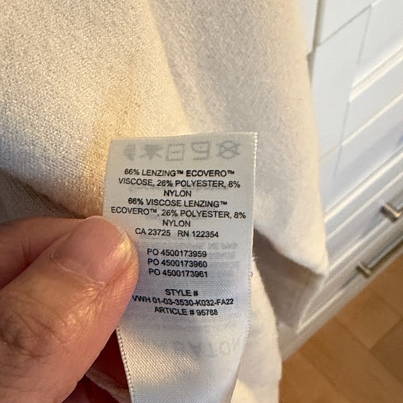 Babaton Beige Robe - Picture 7 of 7